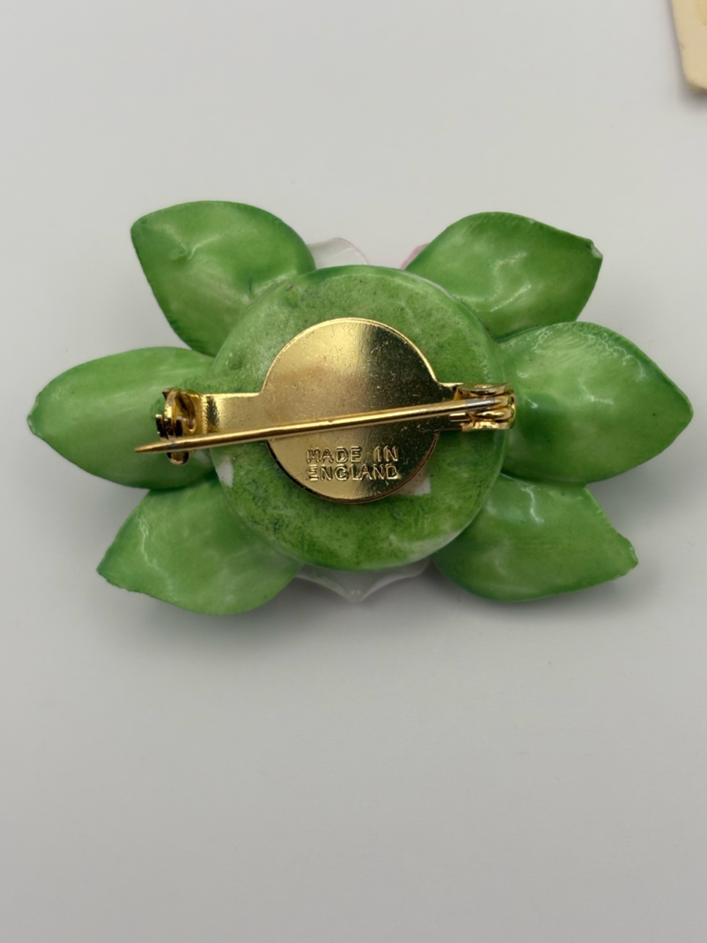Vintage Royal Adderley Pink Flower Brooch with Green Leaves - Picture 6 of 9